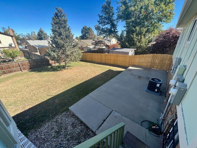 Building Photo - Spacious 3bed, 2.5 bath, Willow Park House in Aurora