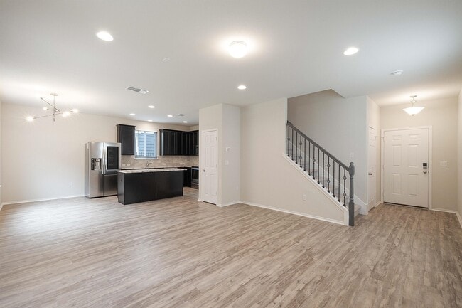 Building Photo - 10402 Abana Way