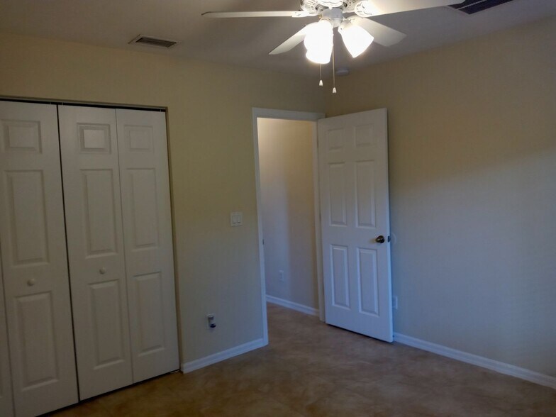 Building Photo - Charming 3-Bedroom Home in Port Charlotte, FL