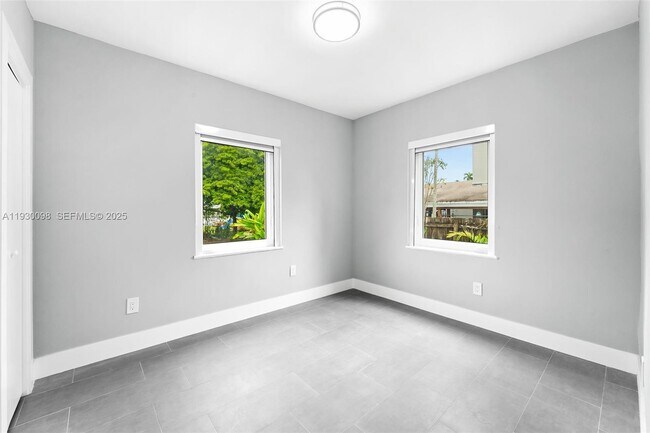 Building Photo - 2361 NW 15th St