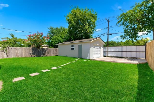 Building Photo - 6622 Victoria Ave