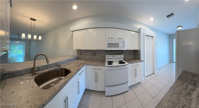 Building Photo - 20653 Country Barn Dr