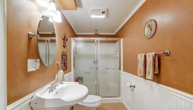 Building Photo - 6015 Hidden Oaks Ct
