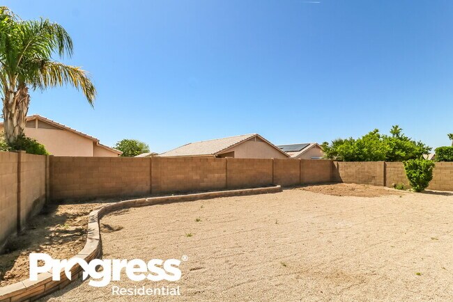 Building Photo - 13197 W Ocotillo Ln