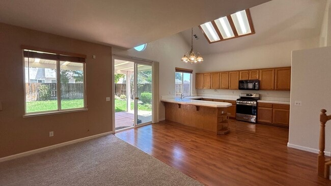 Building Photo - 4108 Imagine Ct