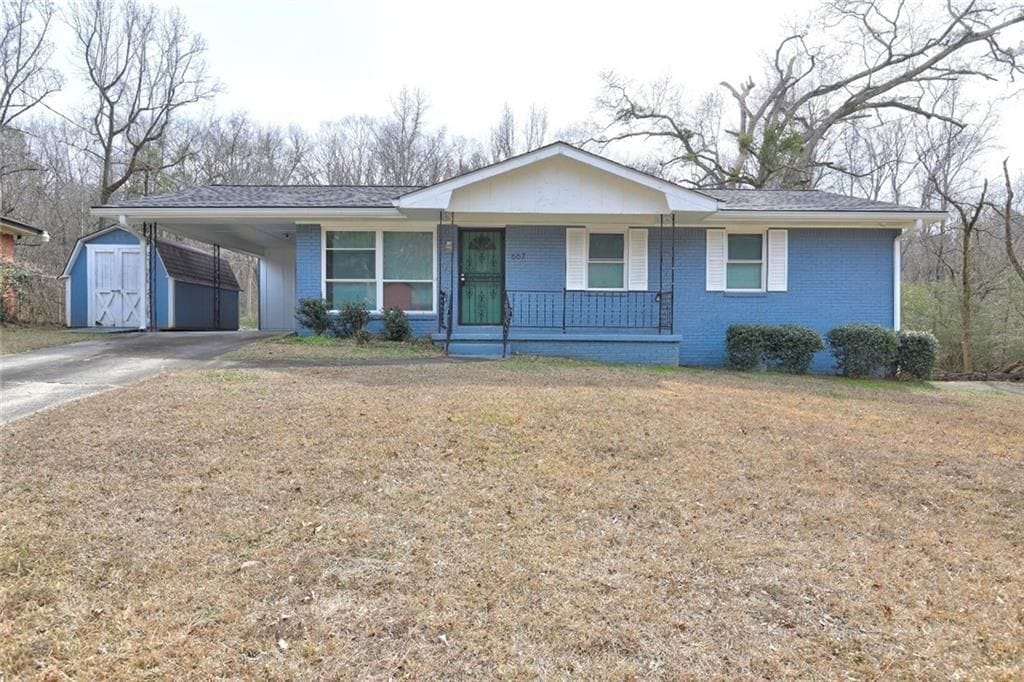 Building Photo - 667 Tara Cir SE