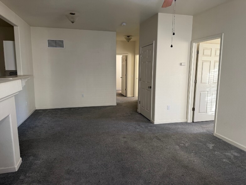 Building Photo - 2461 Thunder Mountain Drive