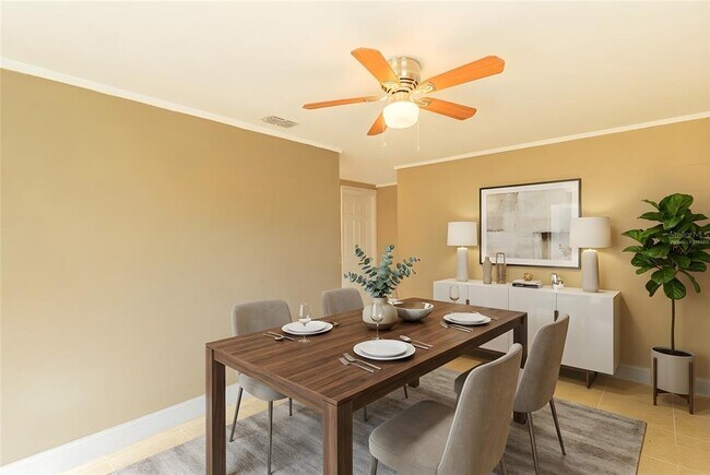 Building Photo - 116 E Northside Dr