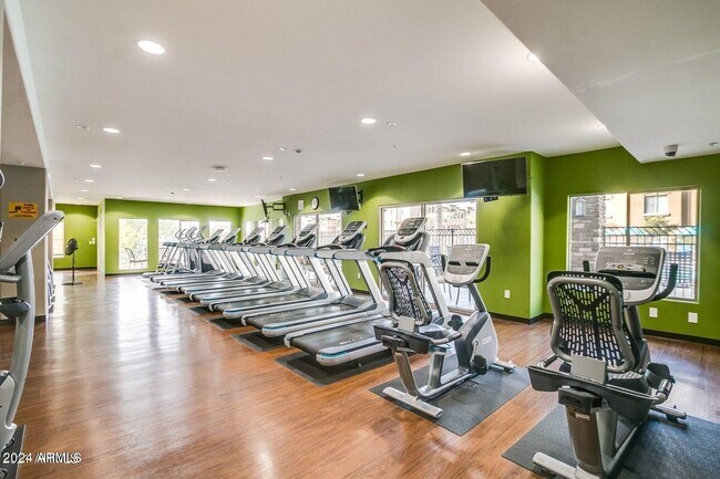 Building Photo - 5350 E Deer Valley Dr