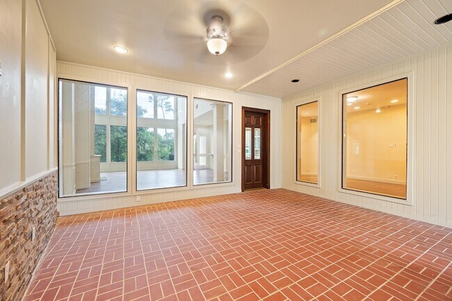 Building Photo - 103 Sage Rd