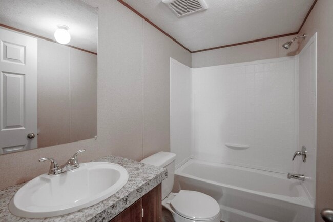 Building Photo - 201-218 18th St