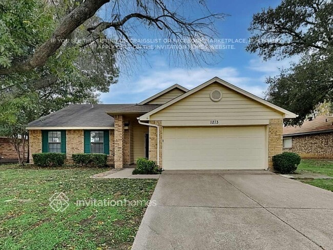 Building Photo - 1213 Colony St