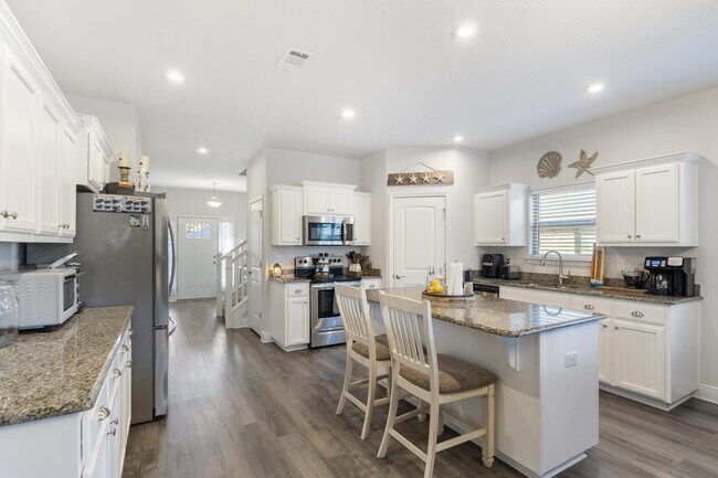 Building Photo - 113 Ridgeway Cir