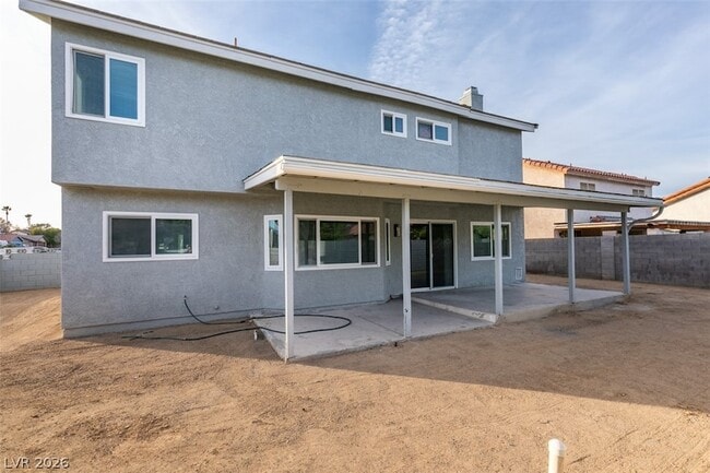 Building Photo - 2340 Belvedere Dr