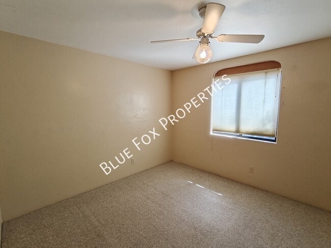 Building Photo - 9097 N Jessy Ln