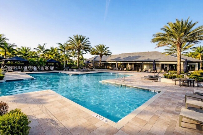 Building Photo - 2163 Appleton Cir S