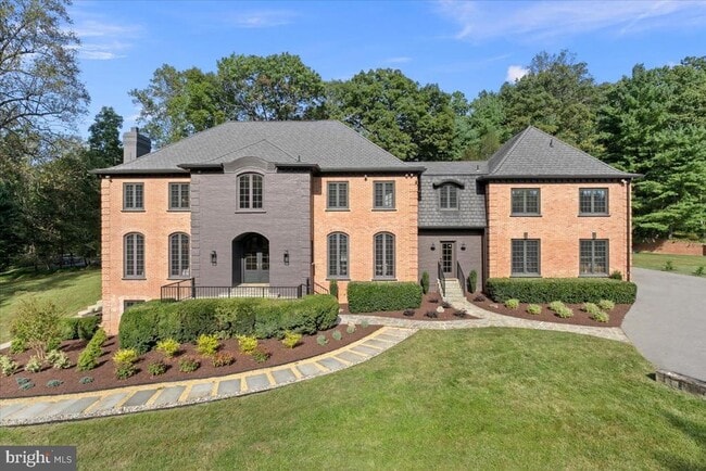 Building Photo - 10816 Barn Wood Ln