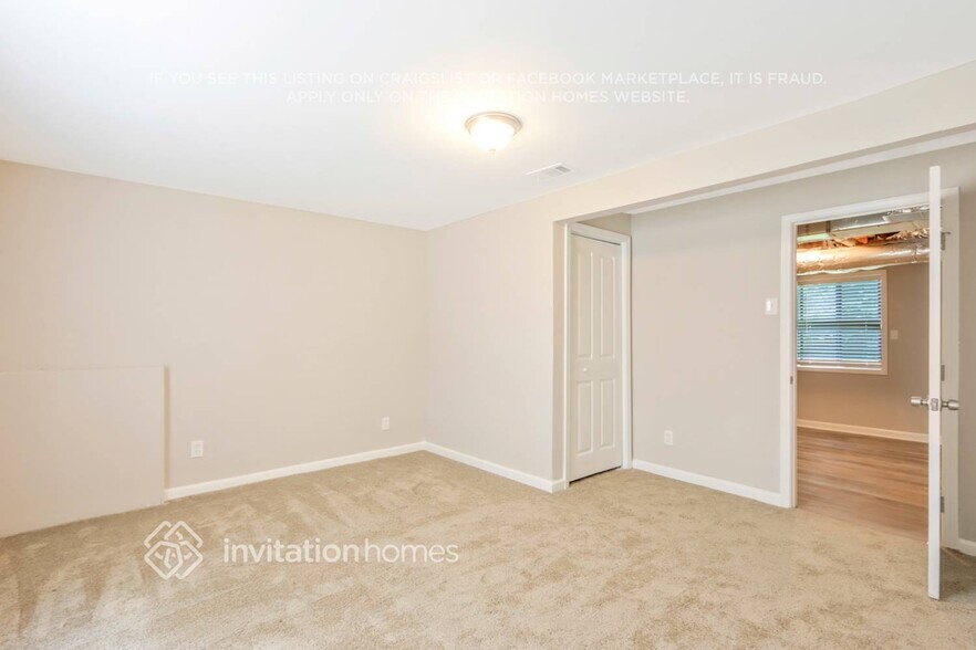 Building Photo - 5027 Vonn Pl