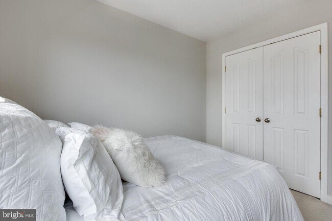 Building Photo - 1207 Pear Blossum Ct