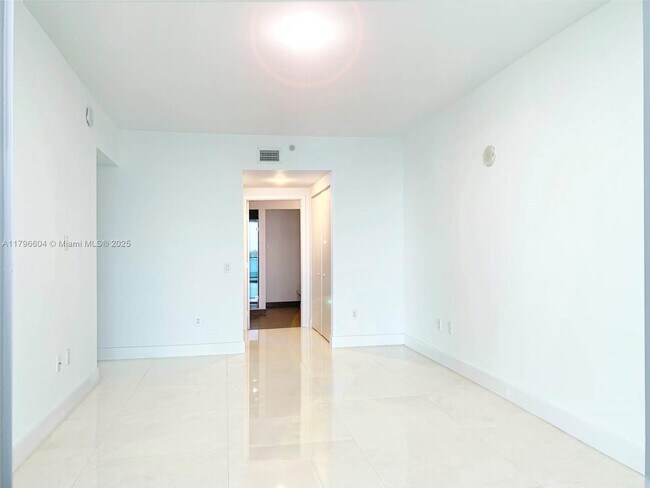 Building Photo - 7935 East Dr
