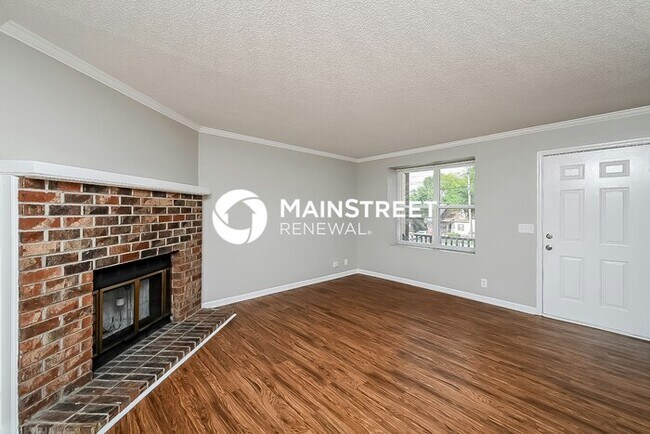 Building Photo - 3 Bedroom Pet-Friendly Home in Nashville, TN with Main Street Renewal