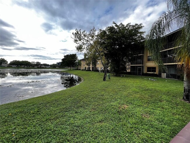 Building Photo - 9000 NW 28th Dr