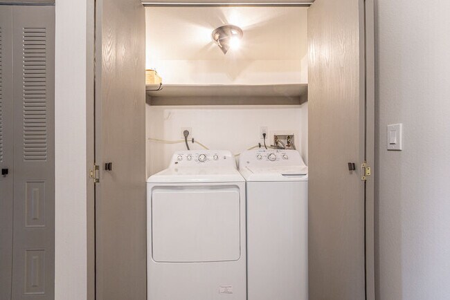 Building Photo - 7040 W 20th Ave