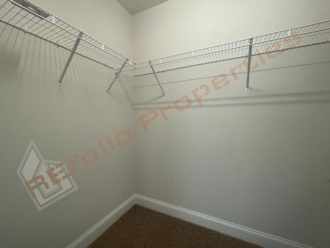 Building Photo - Brand New Carpet and Fresh Paint! Charming...