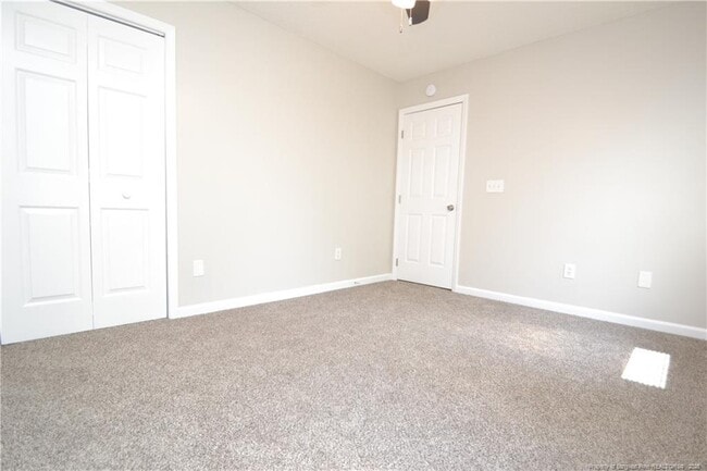 Building Photo - 712 Penncross Dr
