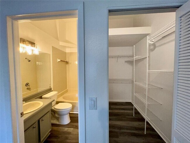 Building Photo - 4025 Angel Oak Ct