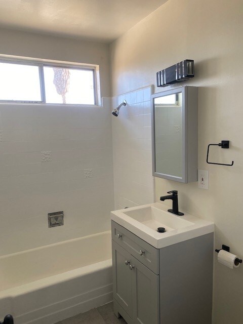 Building Photo - 11643 Eucalyptus Ave