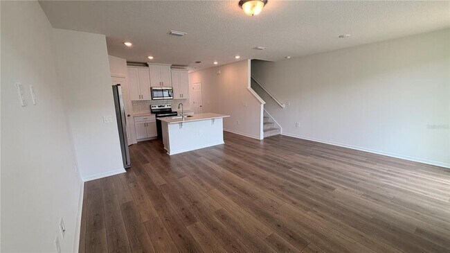 Building Photo - 16346 Bird of Paradise Ave