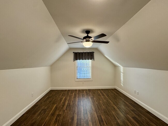 Building Photo - 134 Elokwa Way