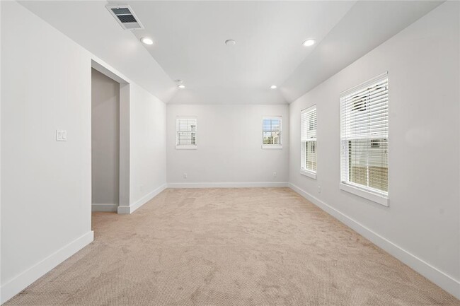 Building Photo - 5422 Wheatley St