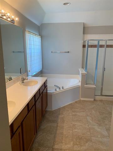 Building Photo - 531 Hawken Dr