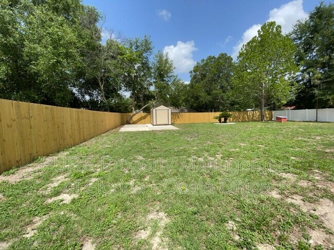 Building Photo - 12142 SE 87th Terrace