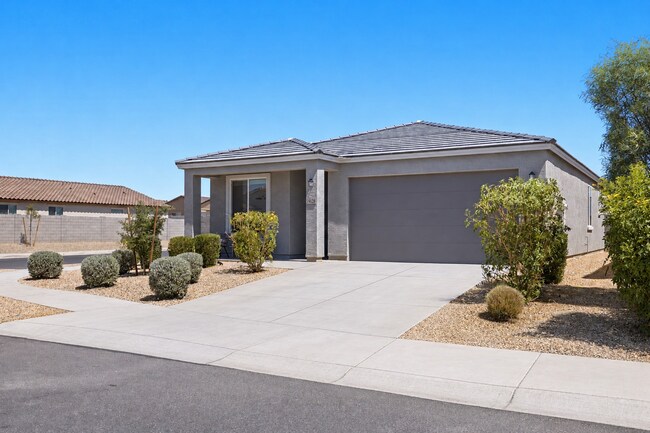 Building Photo - 18128 W Soft Wind Dr