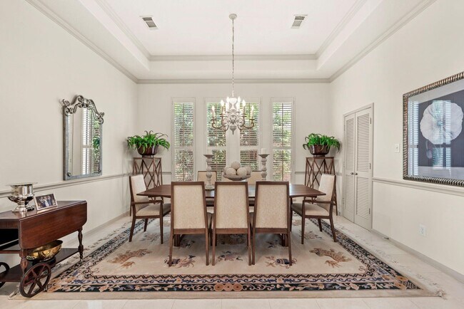 Building Photo - 4513 Country Club View