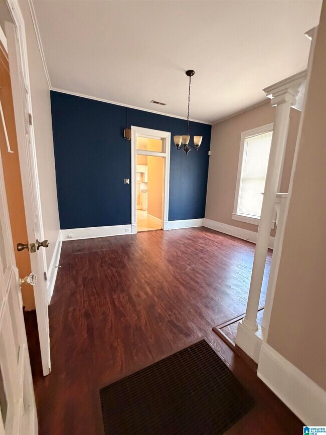 Building Photo - 3017 Ensley Ave