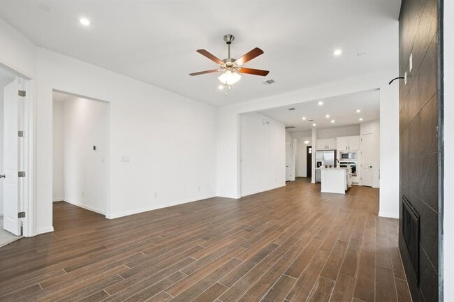 Building Photo - 4521 Lucabella Ln