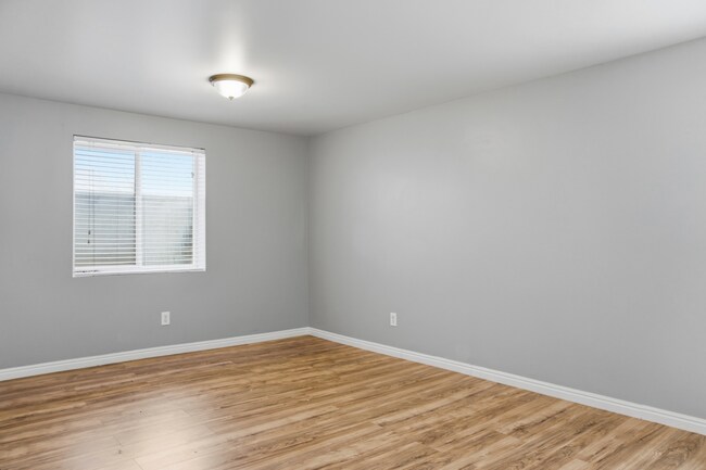 Building Photo - 8751 5170 W