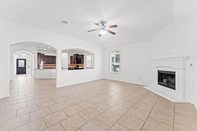 Building Photo - 5610 Glenfield Spring Ln
