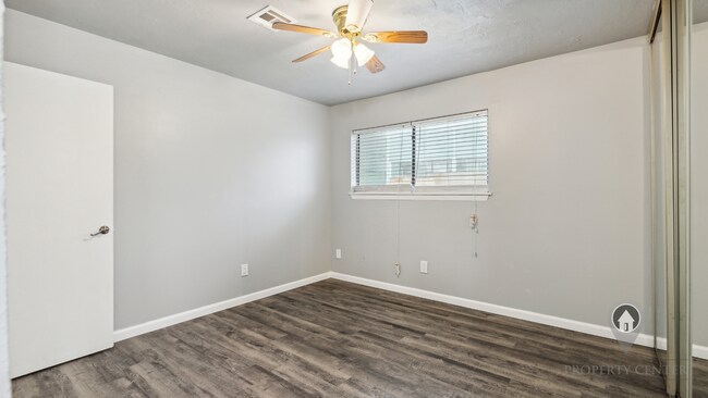 Building Photo - Charming Updated Gem Near Quail Springs!