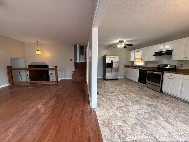 Building Photo - 5300 Foxfire Rd