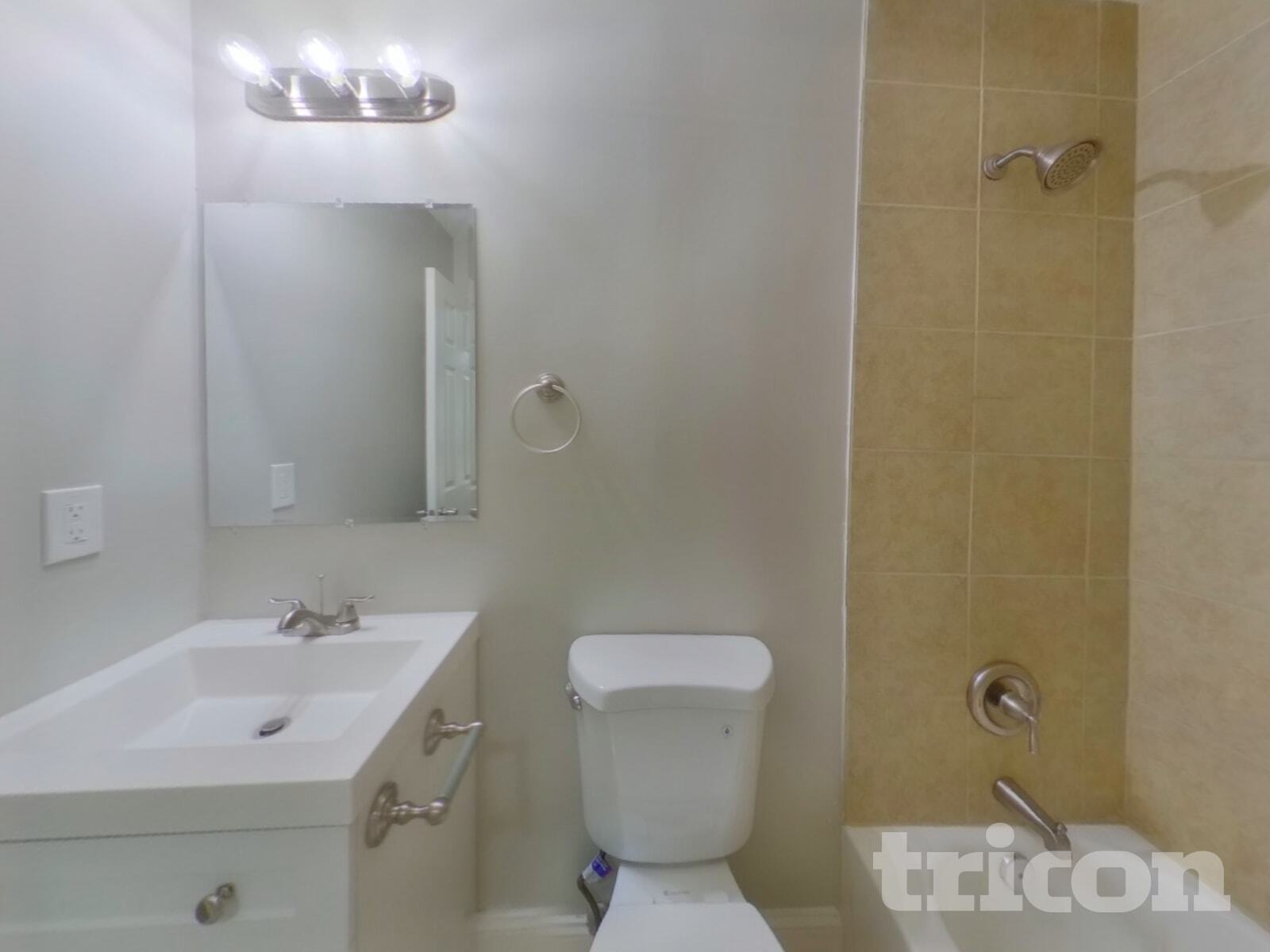 Building Photo - 6701 Hickory Trace Dr