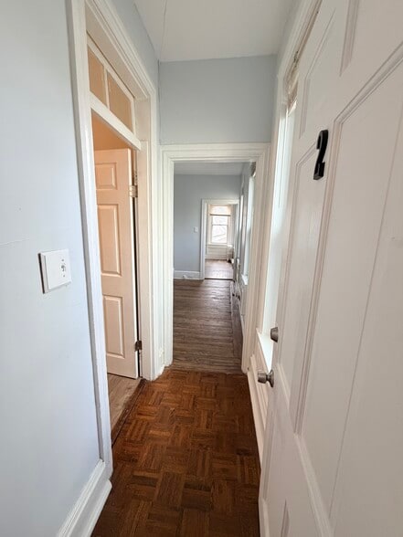 Building Photo - 1015 Dekalb Street