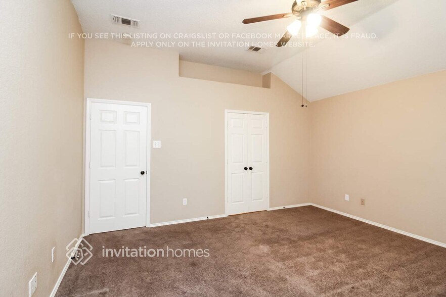 Building Photo - 1501 High Crest Dr