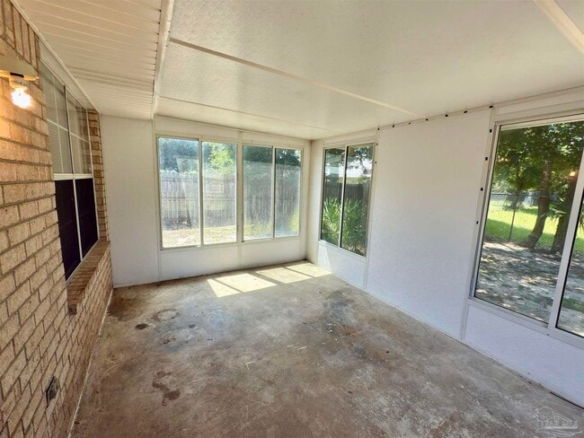 Building Photo - 3328 Marion Oaks Way