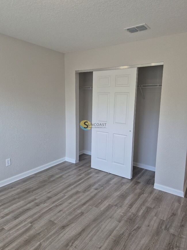 Building Photo - 9085 Western Way