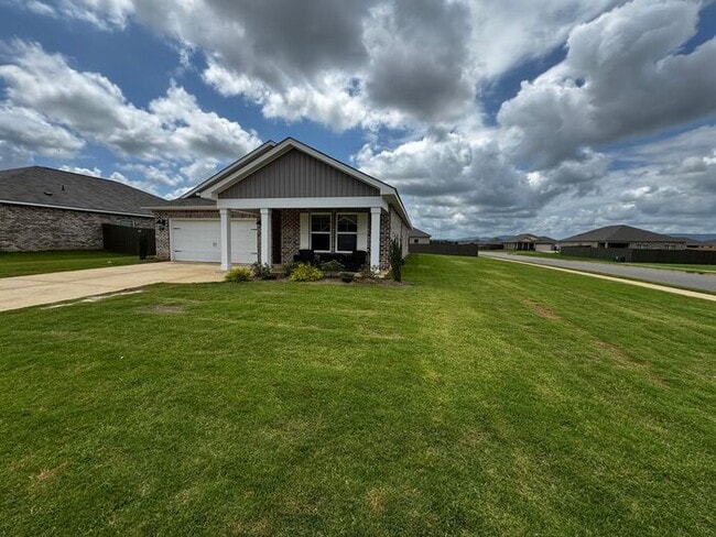 Building Photo - Beautiful 5 bedroom home available for rent